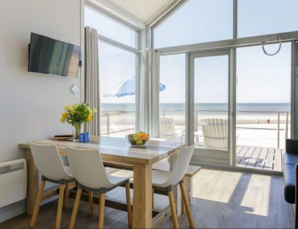 Uitzicht op strand en zee